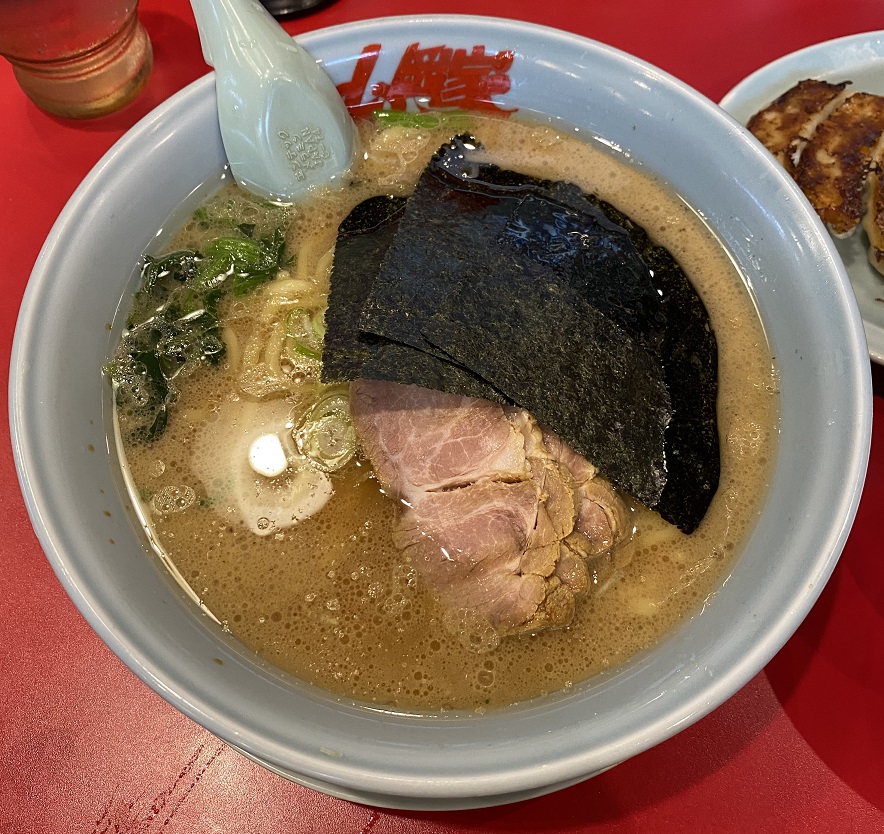 ラーメン山岡家　醤油チャーシュー麺