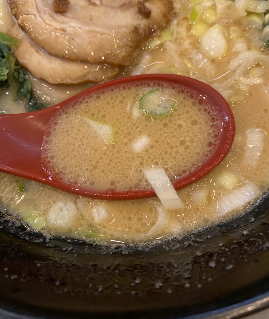 特松壱家ラーメン　スープ